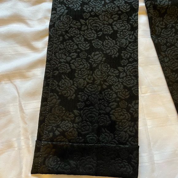 NWT Dolce & Gabbana textured high waist cuffed dress pant. - Picture 8 of 10